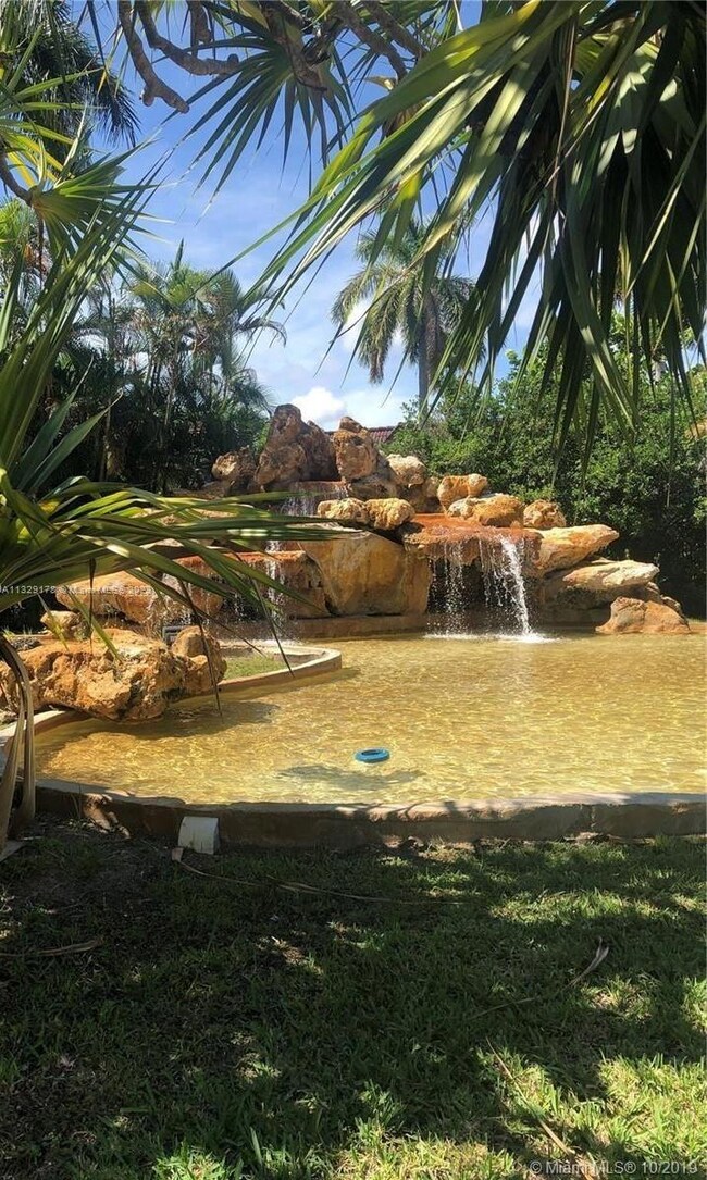 9404 SW 77th Ave unit M6, Miami, FL 33156 - photo 2