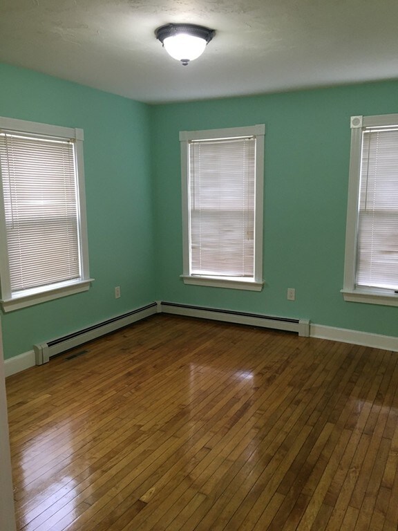 134 Whiting St unit 1, Hanover, MA 02339 - photo 5