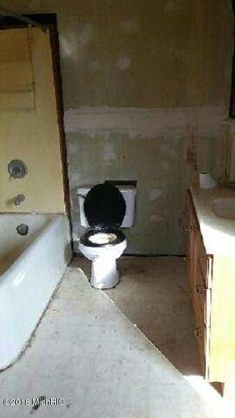 5261 N Westnedge Ave, Kalamazoo, MI 49004 - photo 3