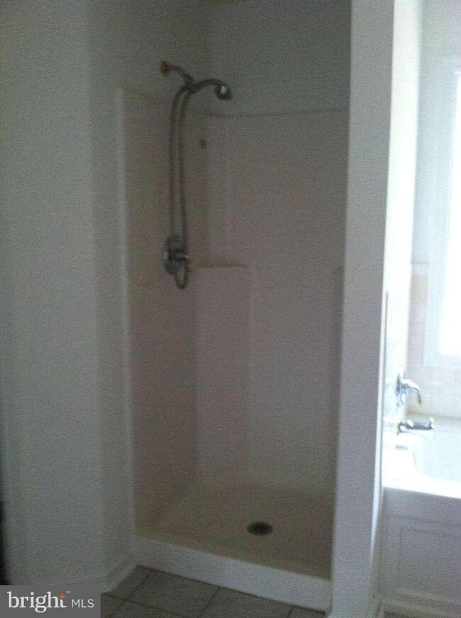 26327 Gibson Ln, Ruther Glen, VA 22546 - photo 4