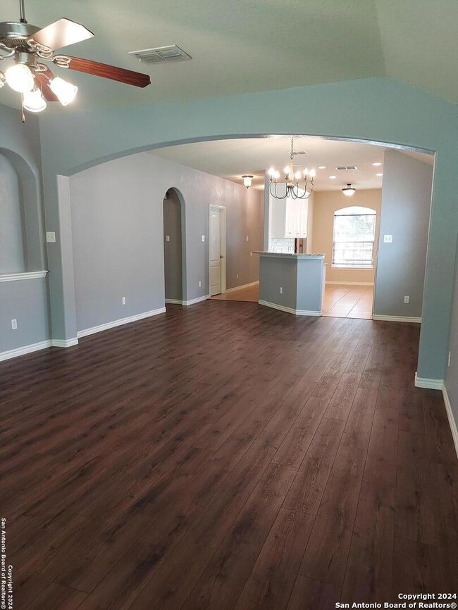 10111 Mill Path, San Antonio, TX 78254 - photo 3