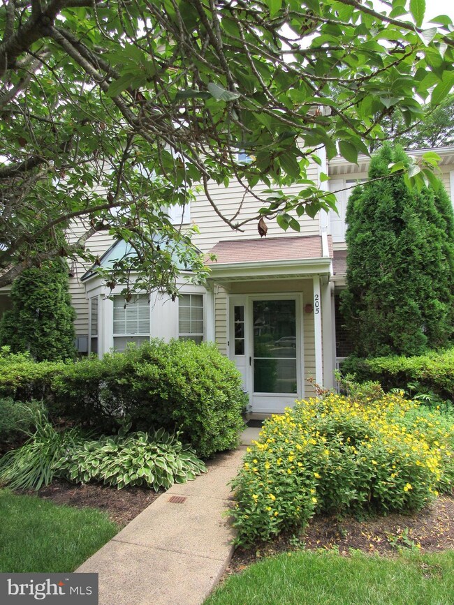 205 Leedom Way, Newtown, PA 18940 - photo 2