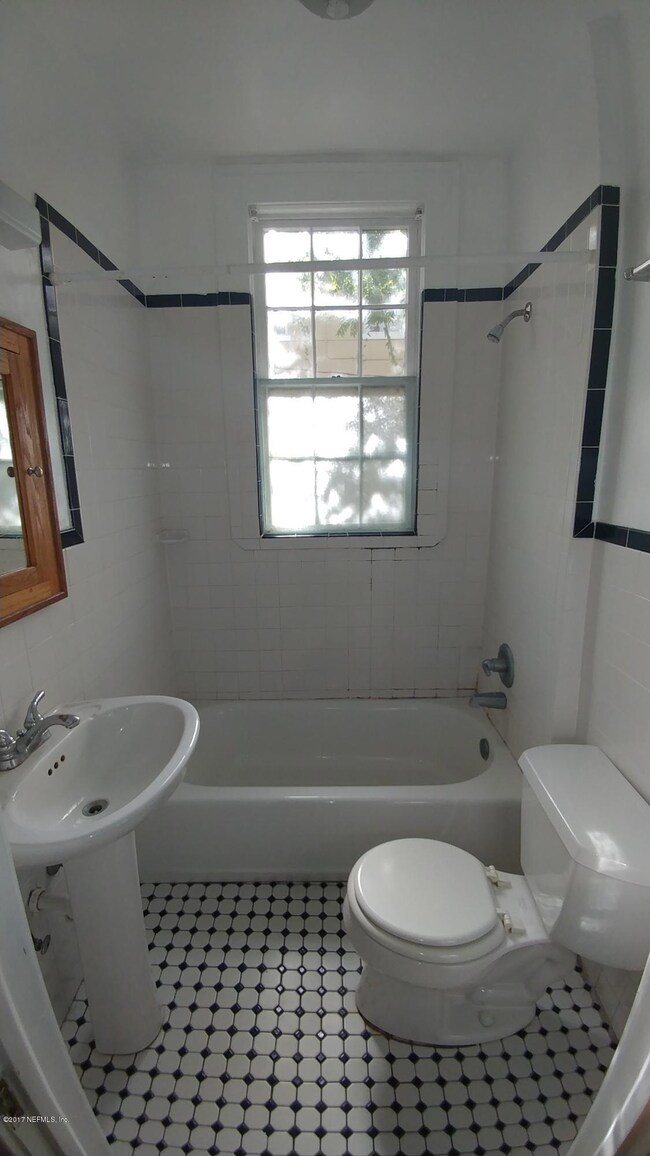 1312 Willow Branch Ave unit 1, Jacksonville, FL 32205 - photo 7