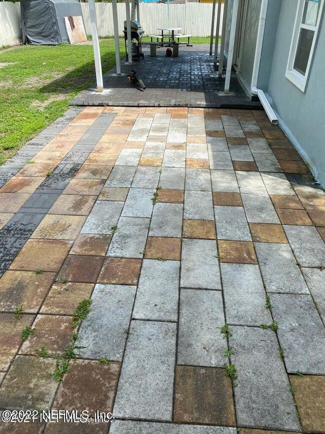 6859 Sonora Dr N, Jacksonville, FL 32244 - photo 3