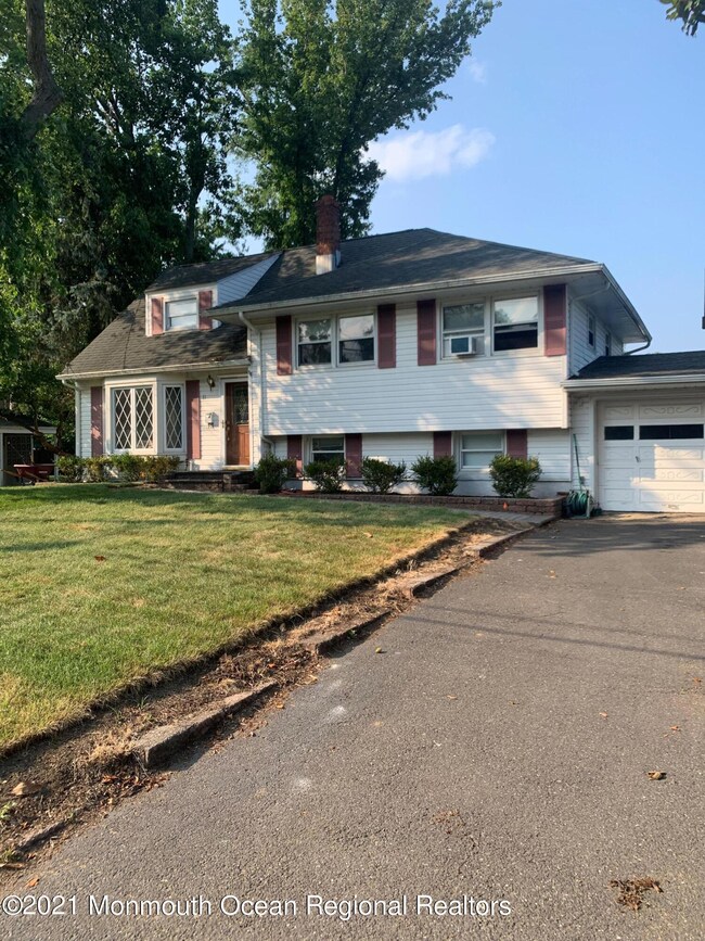 11 Locust Terrace, Middletown, NJ 07748 - photo 2