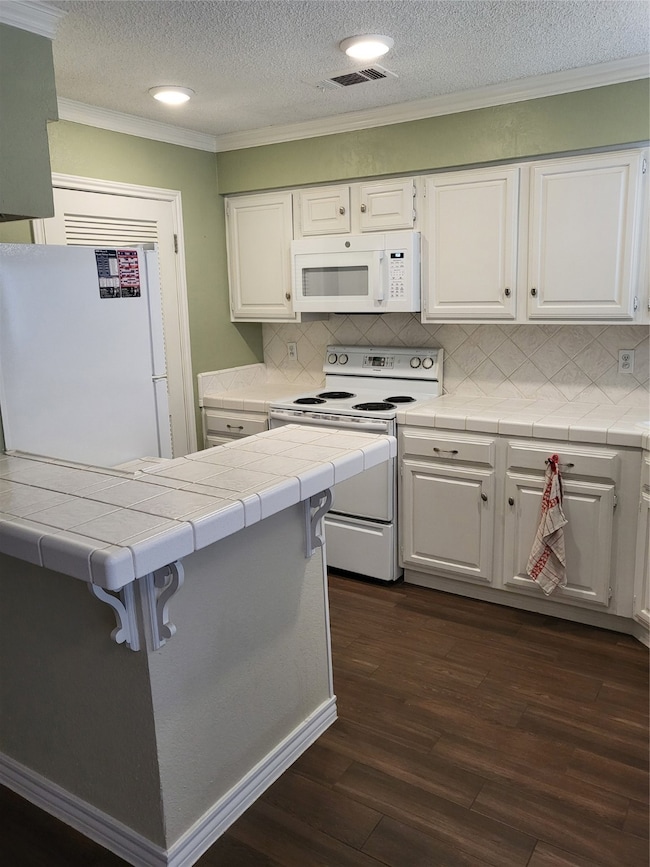 2010 Cloisters Dr unit 2311, Arlington, TX 76011 - photo 5