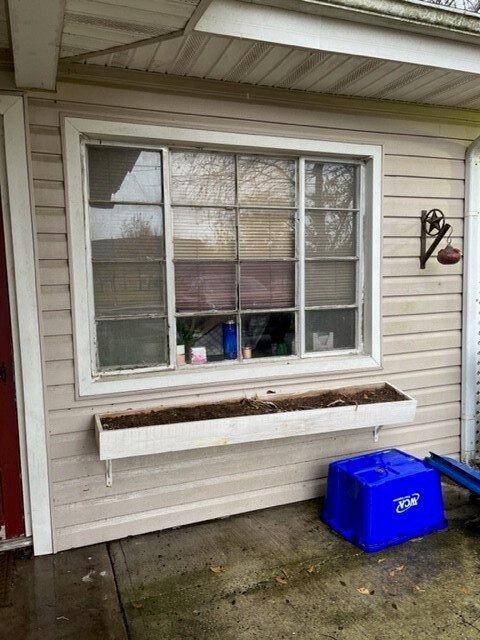 803 Inwood St, Tomball, TX 77375 - photo 2