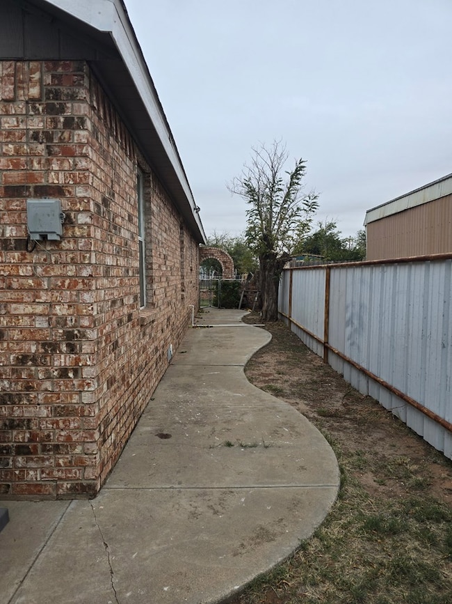 410 Clifford St, Odessa, TX 79761 - photo 4