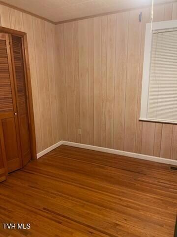 107 Taylor Dr, Erwin, TN 37650 - photo 6