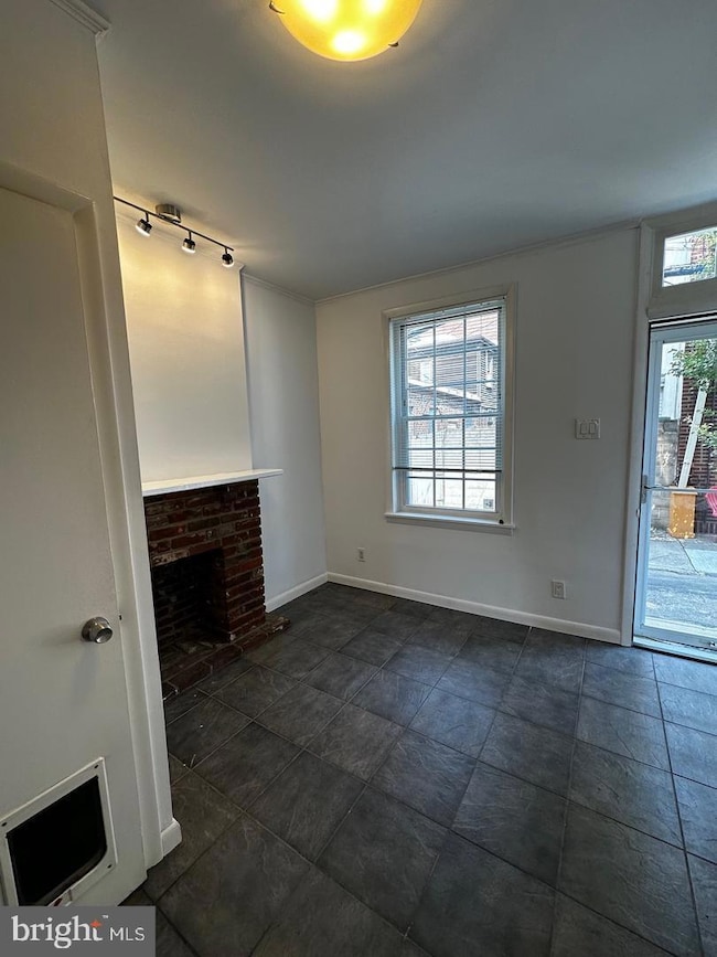 810 S Howard St, Philadelphia, PA 19147 - photo 5