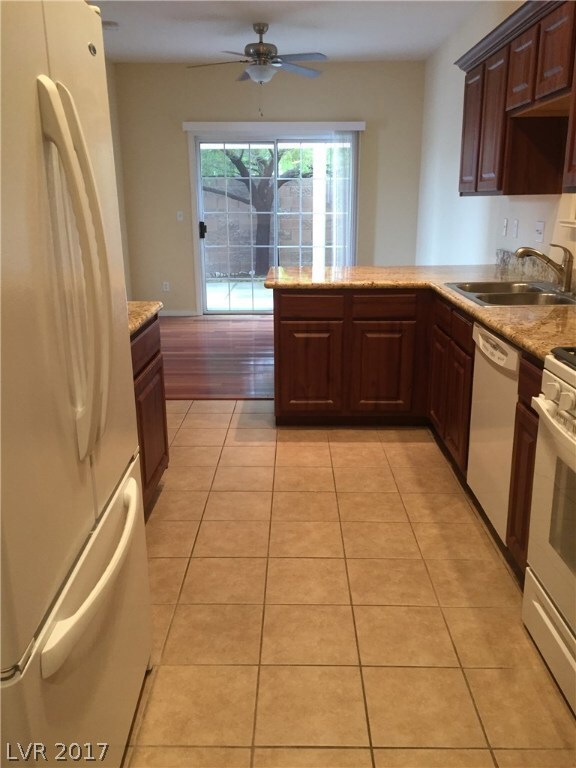 10241 Rolling Tree St unit n/a, Las Vegas, NV 89183 - photo 6