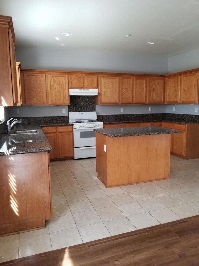 13117 Mesa Verde Way, Sylmar, CA 91342 - photo 2