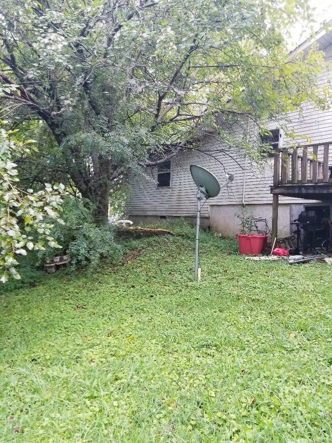 1303 4th St SE, Cullman, AL 35055 - photo 2