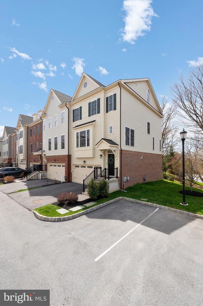 2 Parkview Cir, Wayne, PA 19087 - photo 2