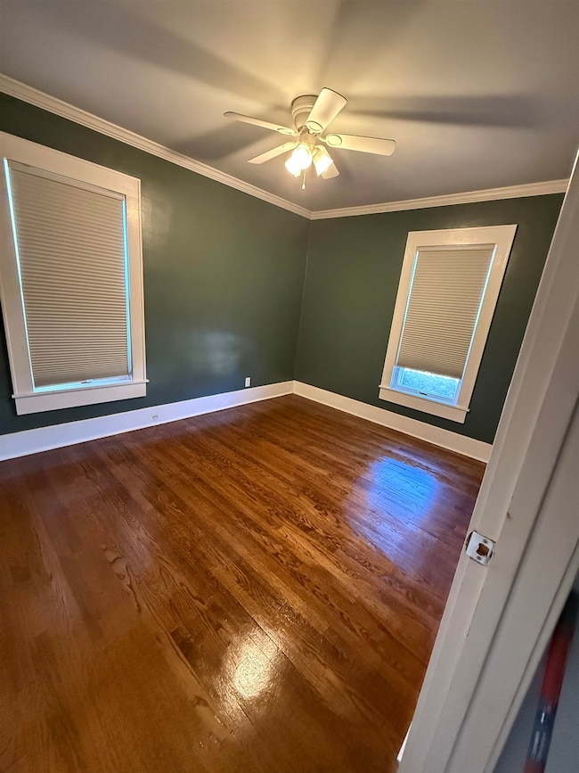 1402 Woodcroft Ave, Flint, MI 48503 - photo 7