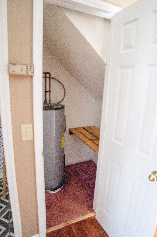 1714 Daytona Ct, Johnson City, TN 37601 - photo 5