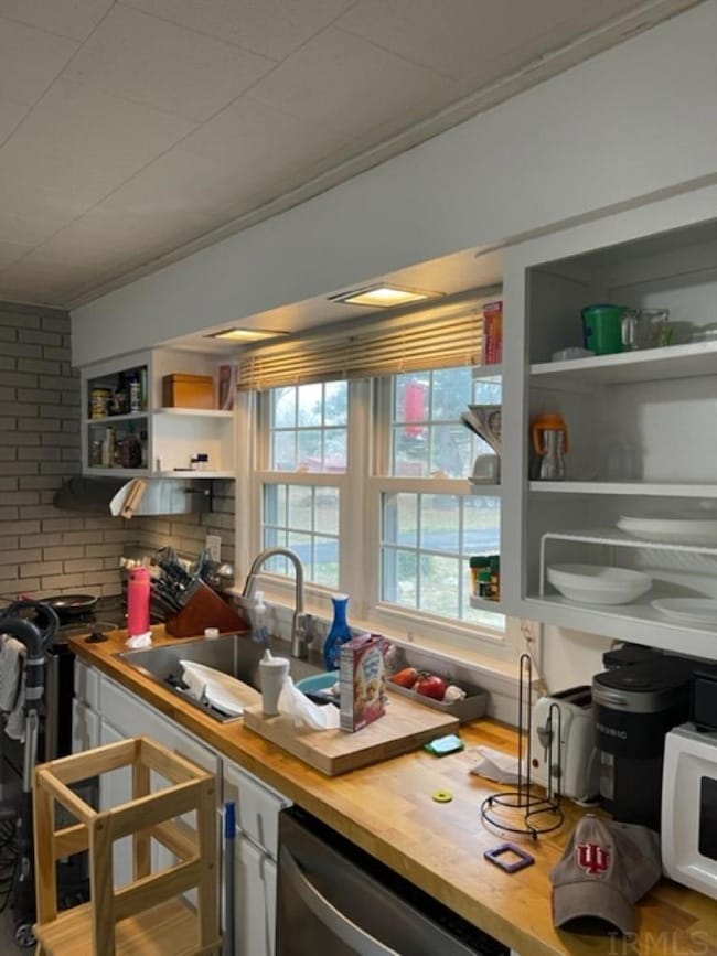 275 W Scott St, Medora, IN 47260 - photo 6