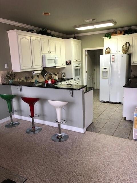 208 Kiowa Dr N, Gainesville, TX 76240 - photo 4