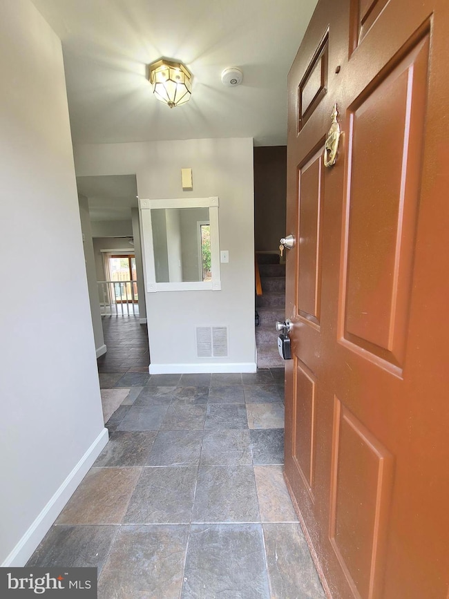 9050 Reynolds Place, Manassas, VA 20110 - photo 4