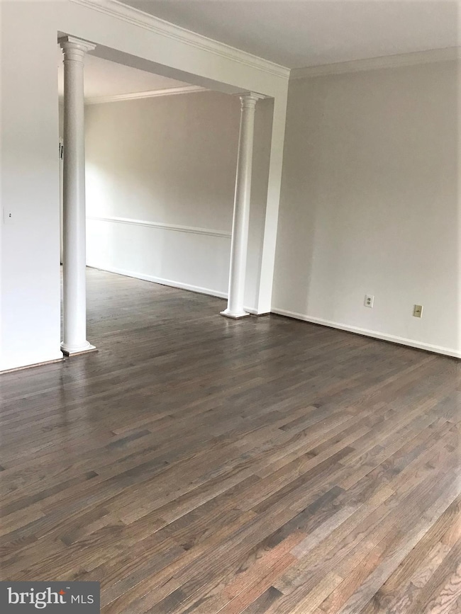 2038 Madrillon Springs Ct, Vienna, VA 22182 - photo 4