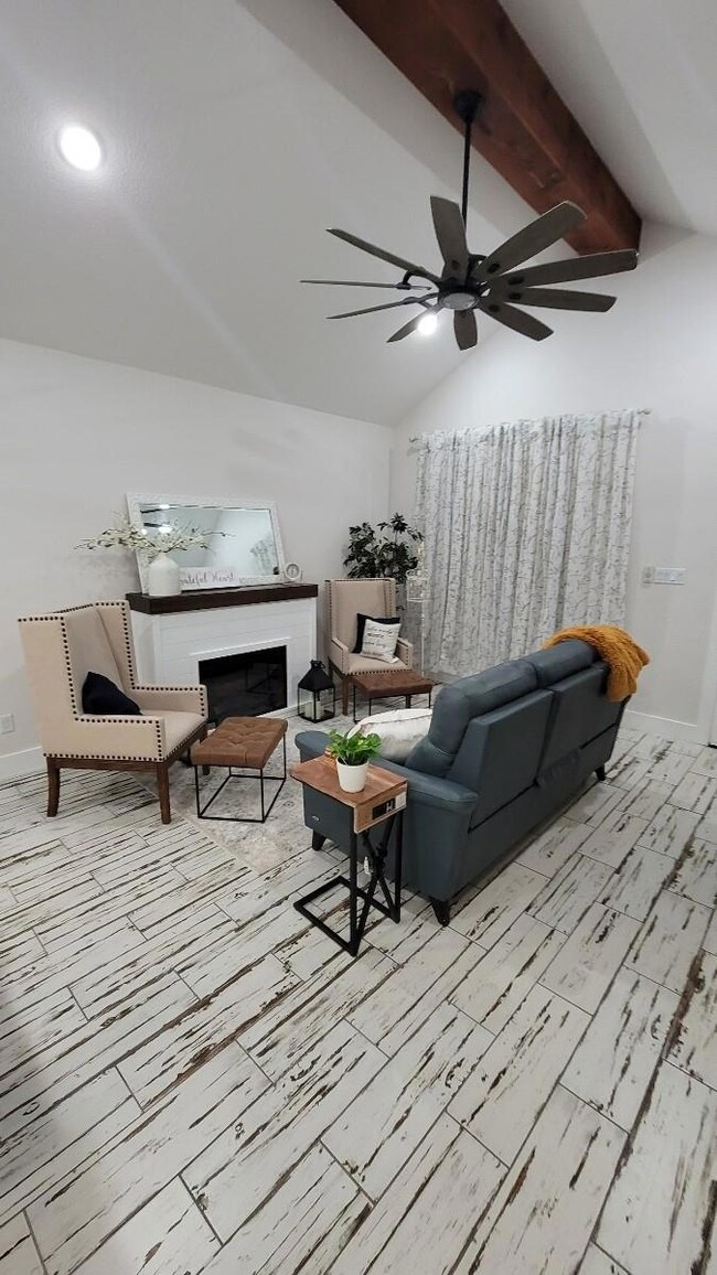 901 Pecos River Dr, Granbury, TX 76048 - photo 7