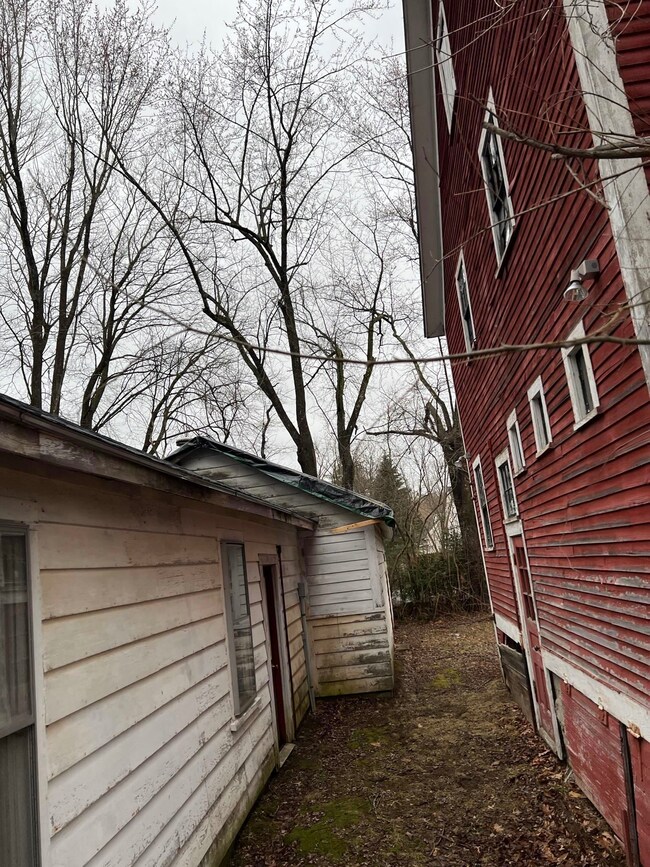 42 Arch St, Keene, NH 03431 - photo 3