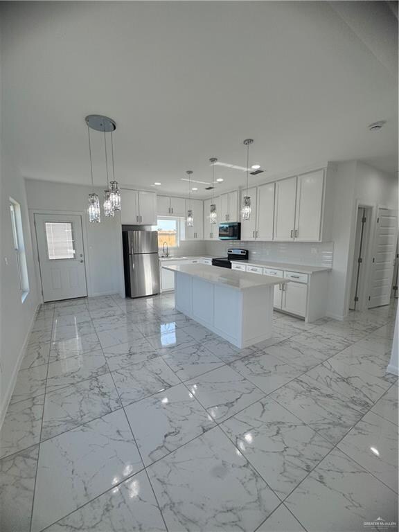 2013 Dragonfly St unit 4, Mission, TX 78572 - photo 3