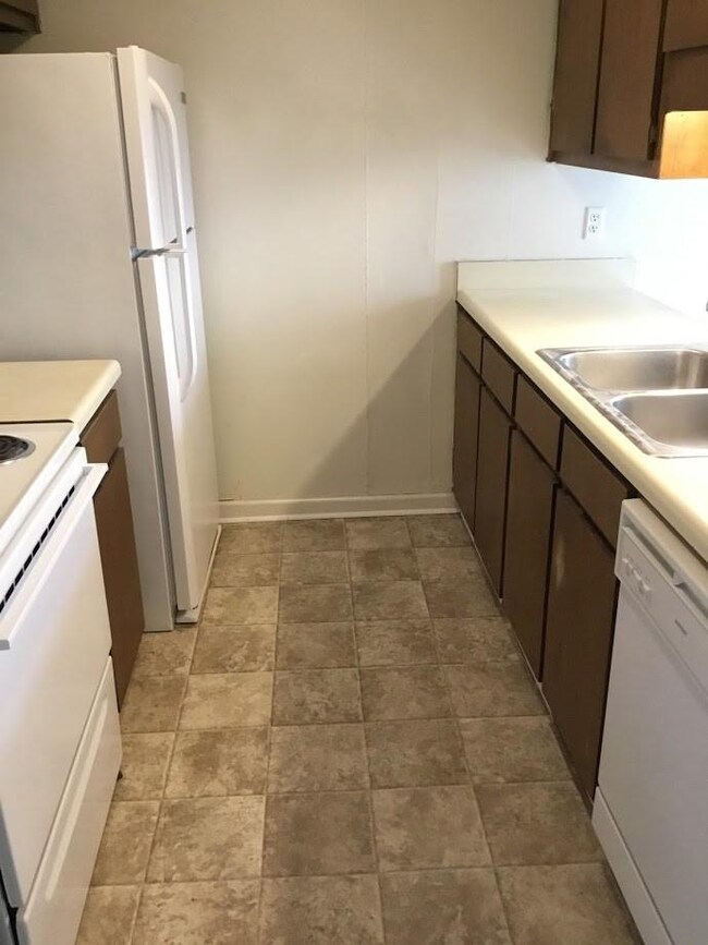 415 Evans Mill Cir unit B, Evans, GA 30809 - photo 6