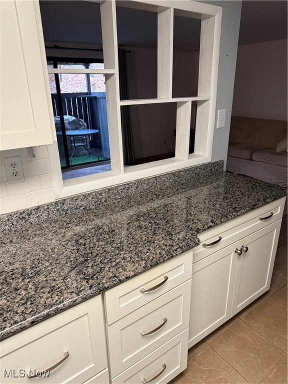 6895 Carriage Hill Dr unit E77, Brecksville, OH 44141 - photo 4