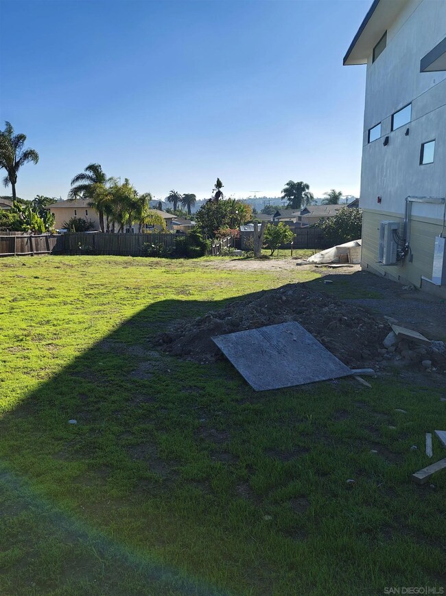 2721 Lomita St unit only, Oceanside, CA 92054 - photo 6