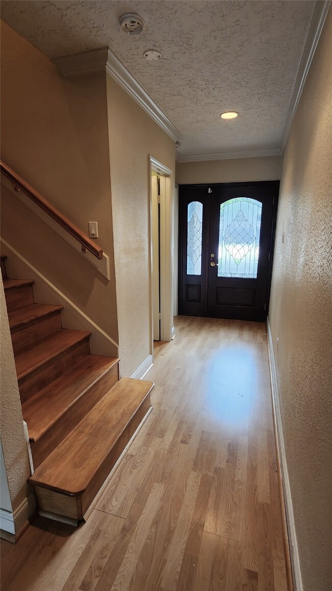 11850 Barryknoll Ln unit 3, Houston, TX 77024 - photo 5