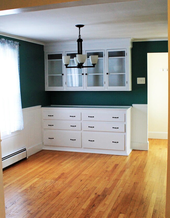 04 - DiningRoom-3