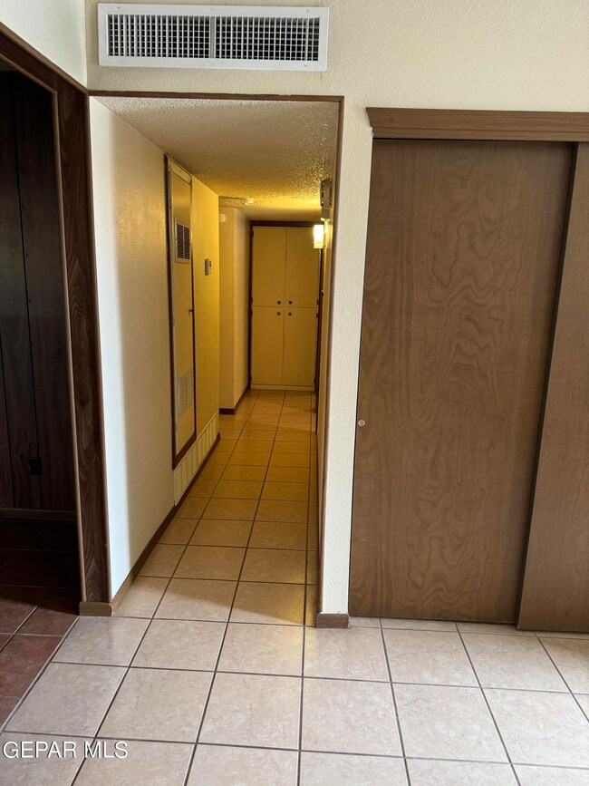 2321 Frank Beard Dr, El Paso, TX 79935 - photo 6