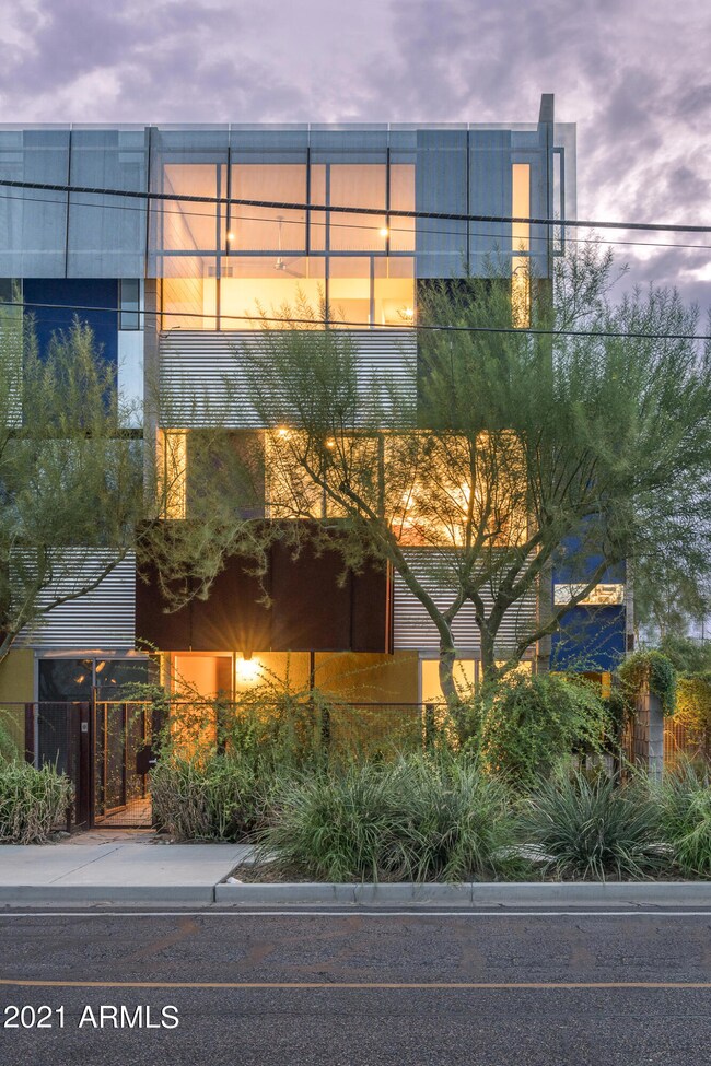 Mezzo designed by Will Bruder, FAIA