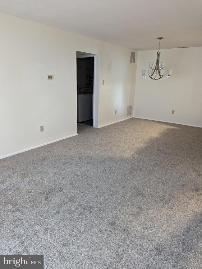 407 Paddock Ct unit 407, Sewell, NJ 08080 - photo 6