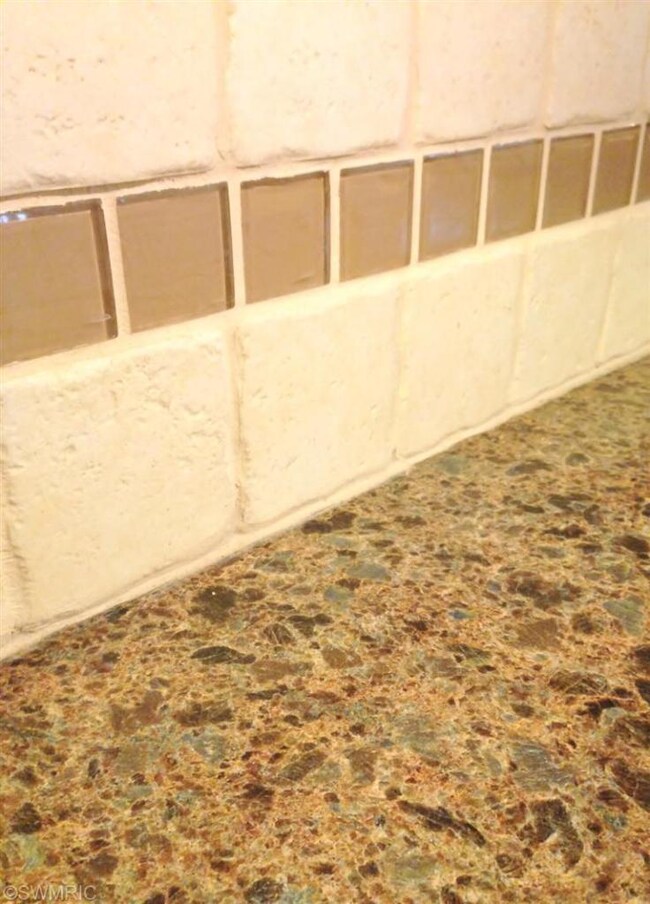 1544 10th St NW, Grand Rapids, MI 49504 - photo 4