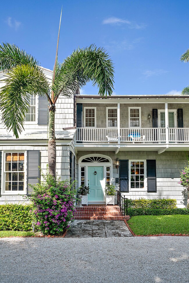 Charming entry