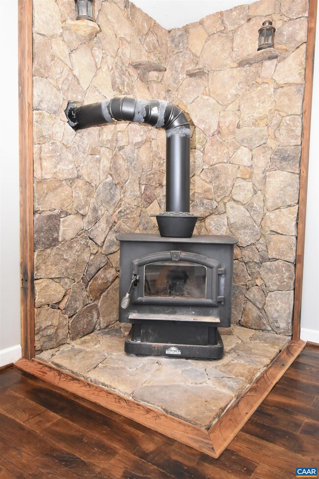 245 Crane Dr, Stanardsville, VA 22973 - photo 7