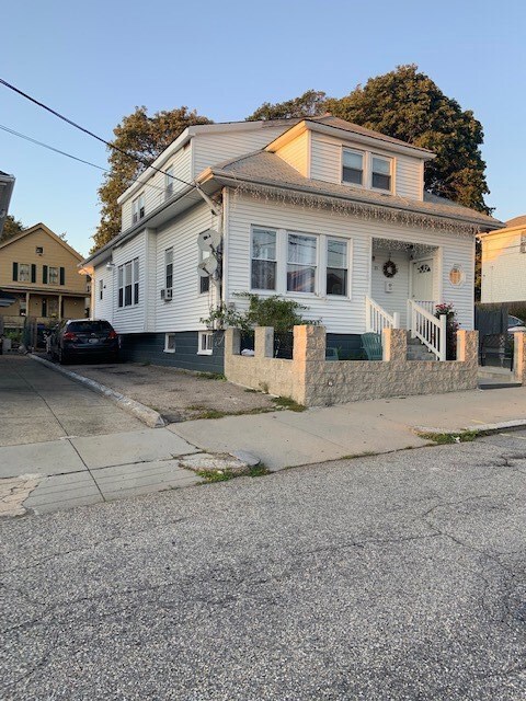 33 Montrose St, Providence, RI 02908 - photo 3
