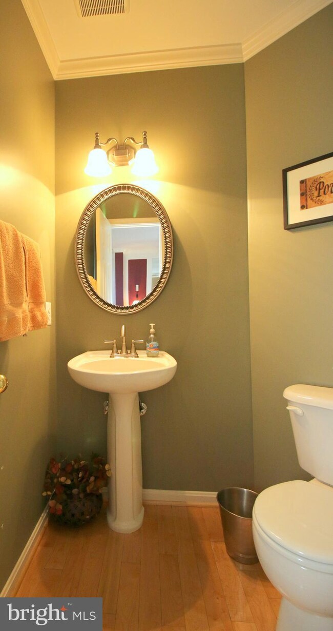 43441 Parish St, Chantilly, VA 20152 - photo 4