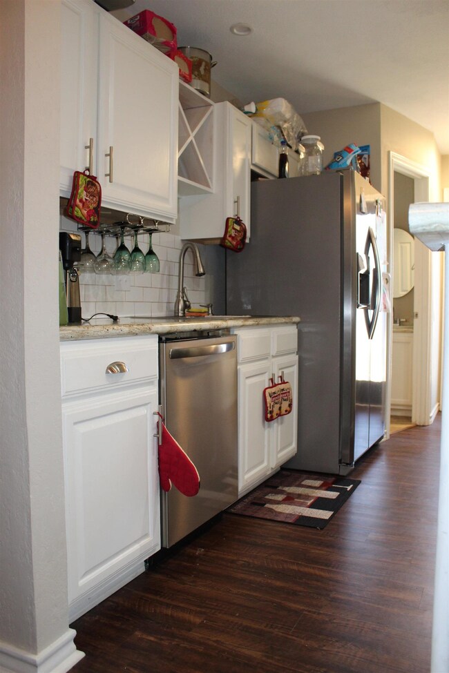 132 Presidio Place, Wake Village, TX 75501 - photo 7