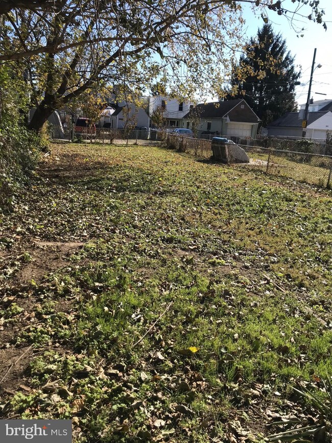 1411 1413 E 13th St, Crum Lynne, PA 19022 - photo 3