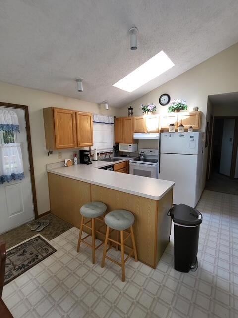 Eat-in Kitchen