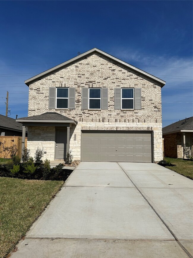 28826 Texas Plains Dr, Hockley, TX 77447 - photo 2