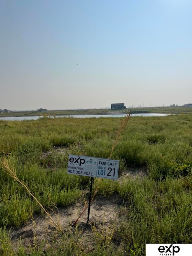 1860 Kara Way, Fremont, NE 68025 - photo 3