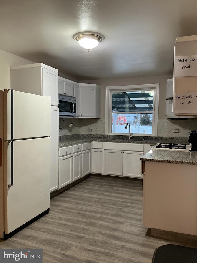 255 N Spring St, Middletown, PA 17057 - photo 5