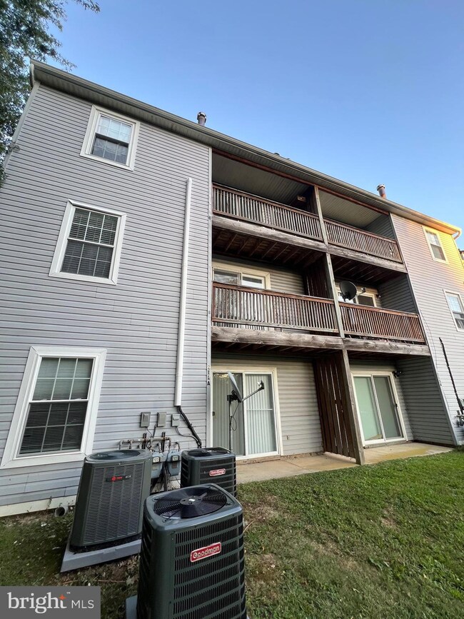 211 Highland Blvd, New Castle, DE 19720 - photo 2