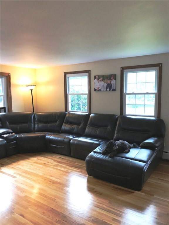 28 Peck St, Swansea, MA 02777 - photo 3