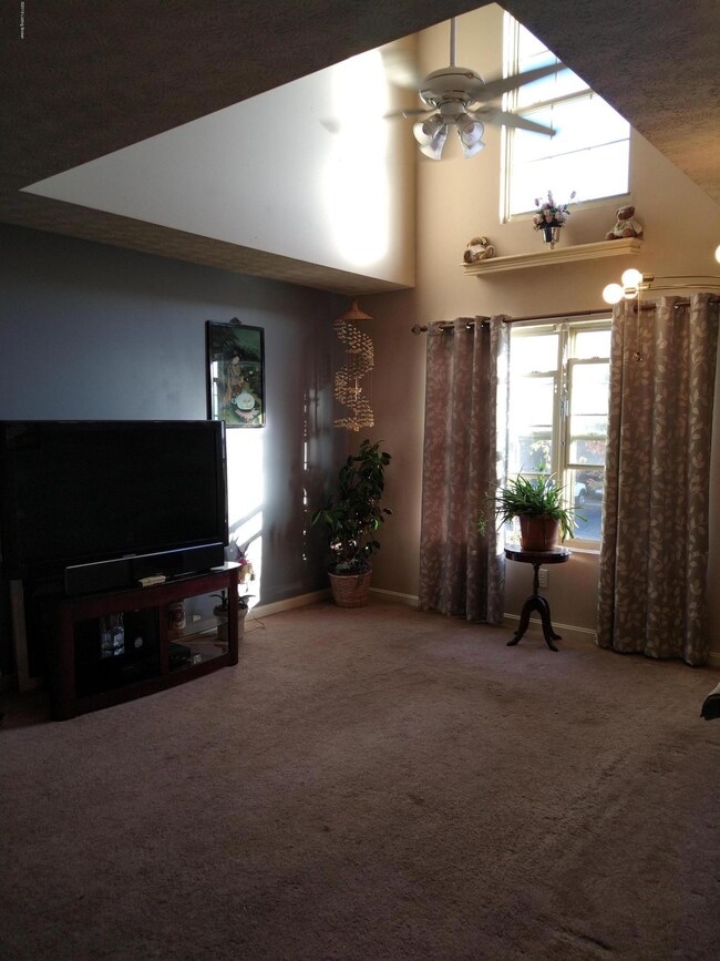 7909 Grand Cascade Dr unit 7301, Louisville, KY 40228 - photo 6