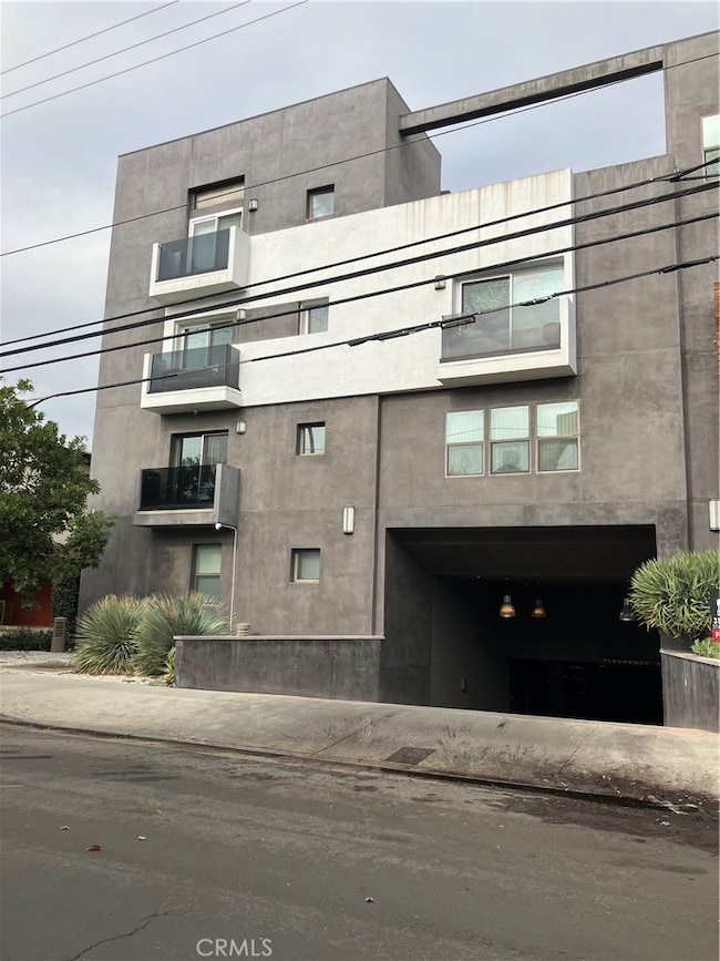 11925 Kling St unit 111, Valley Village, CA 91607 - photo 2